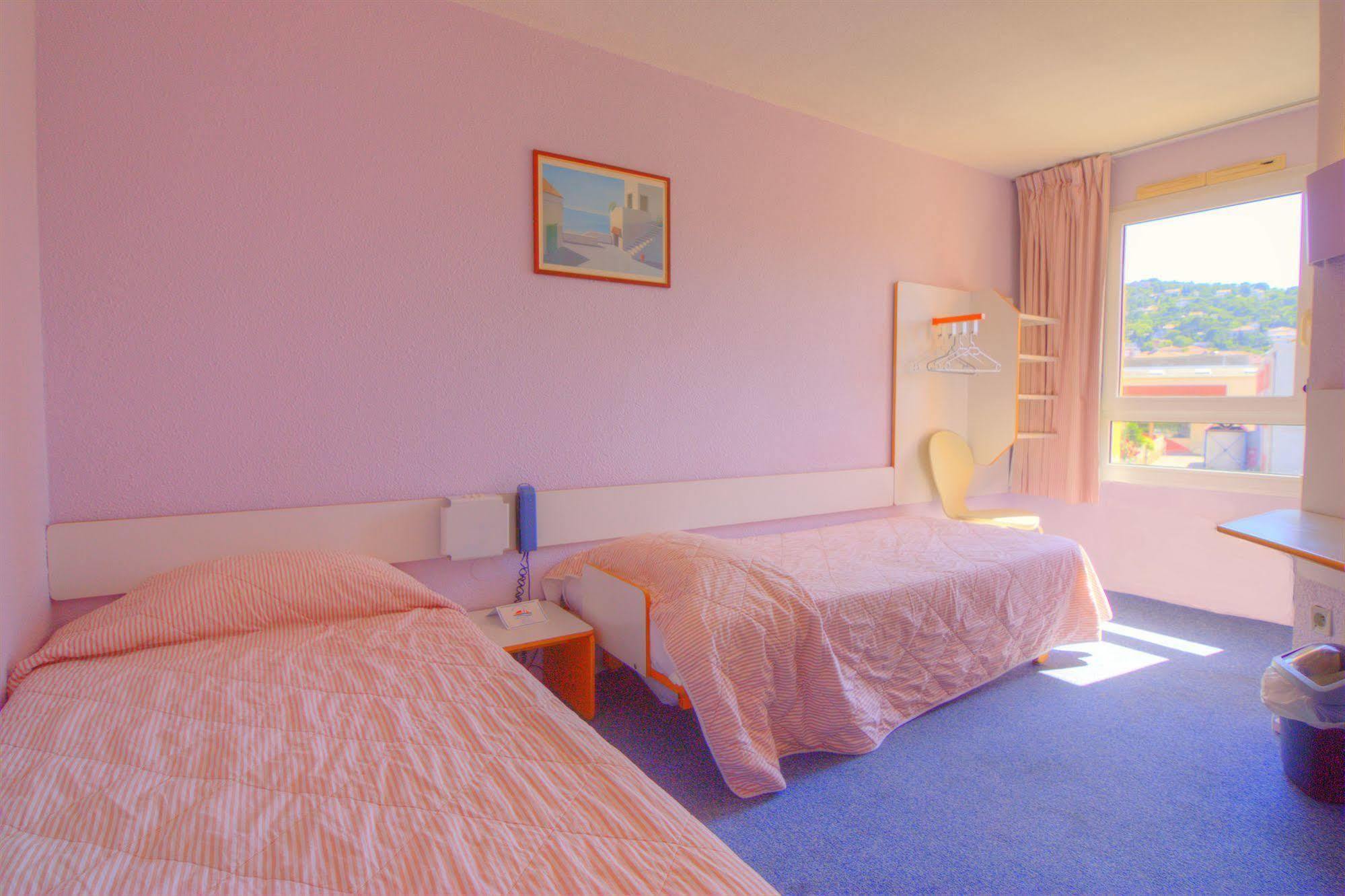 B&B Hotel Sete Centre Gare Exteriör bild